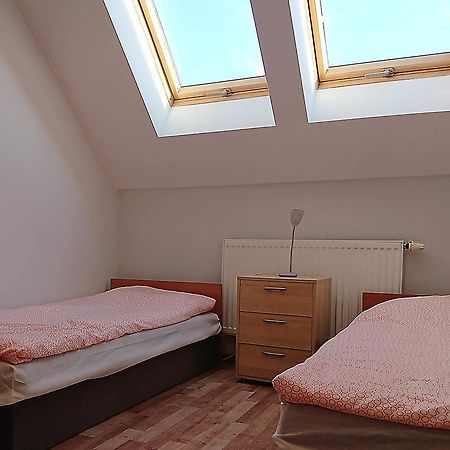 Hostel Warszawa Esterno foto